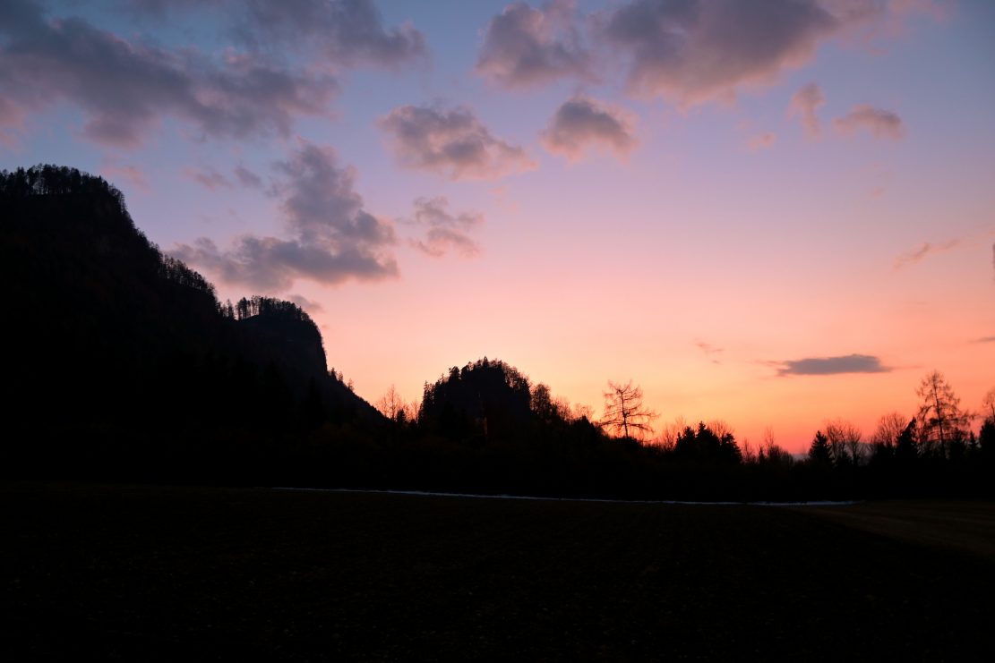 Der Gurnitzer Hügel im Sonnenuntergang